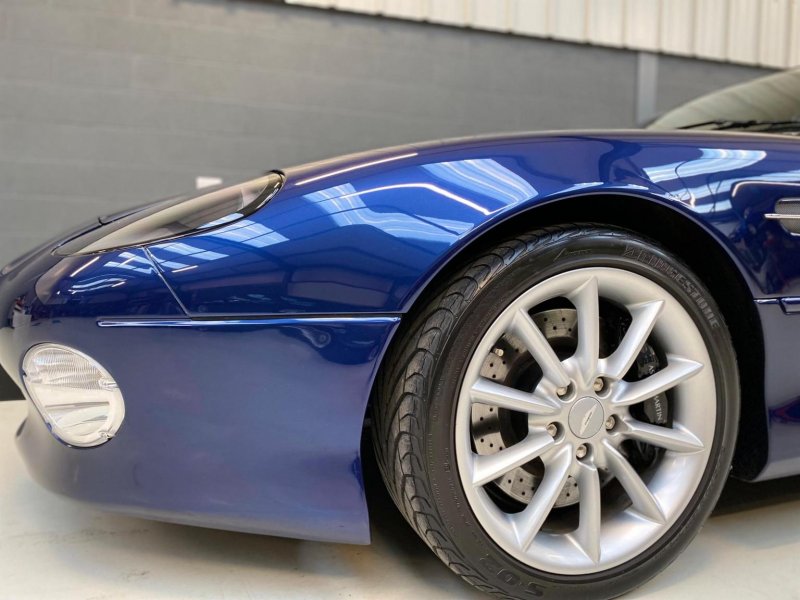 ASTON MARTIN DB7