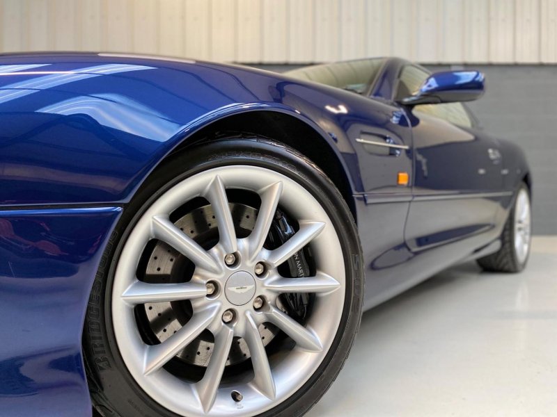 ASTON MARTIN DB7