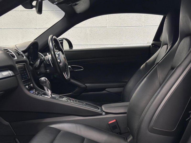 PORSCHE CAYMAN
