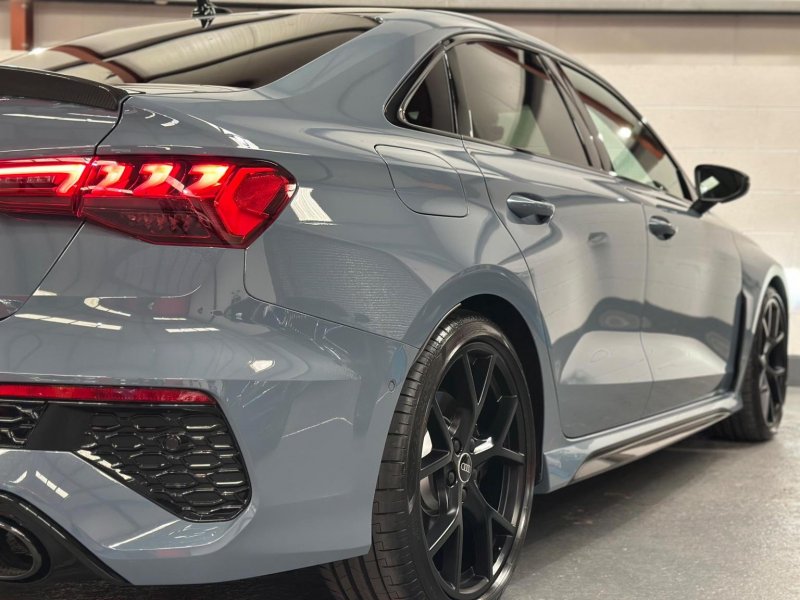 AUDI RS3